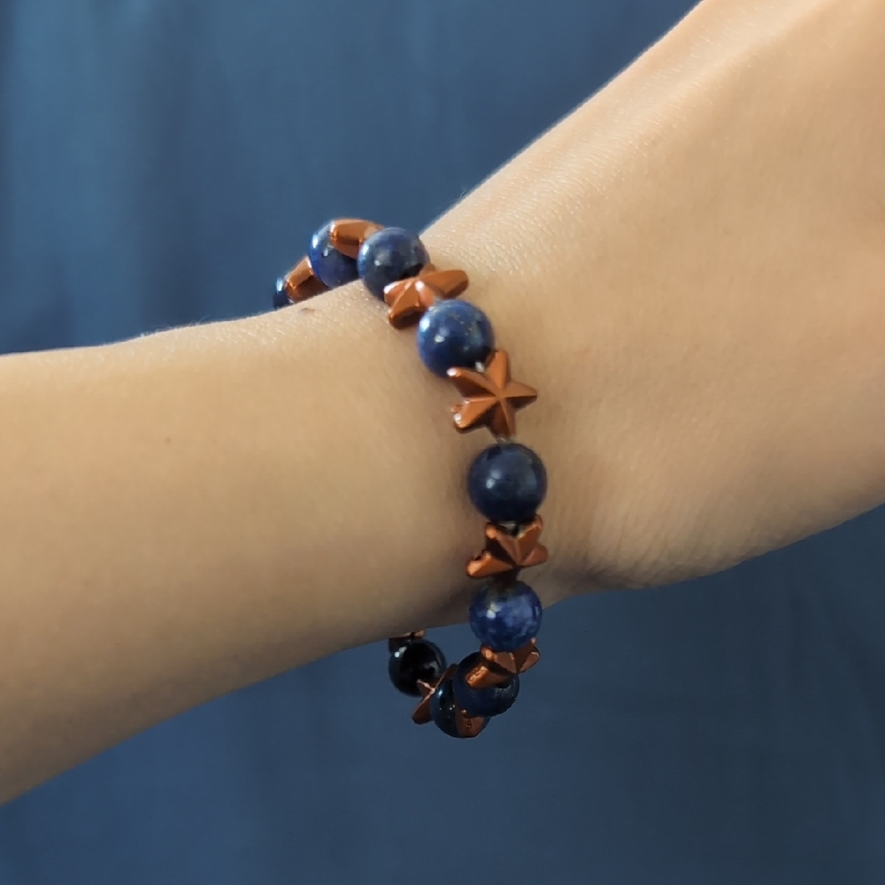 Lapiz Lazuli Gemstones & Copper Resin Bracelet